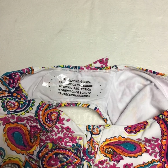 Swim Suit halter neck with deep‎ v-cut size 16 - Picture 5 of 5